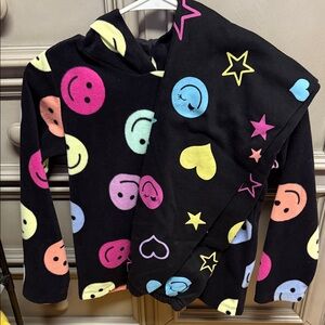 The Children's Place fleece sweatshirt & sweatpants with Colorful Emojis 7/8